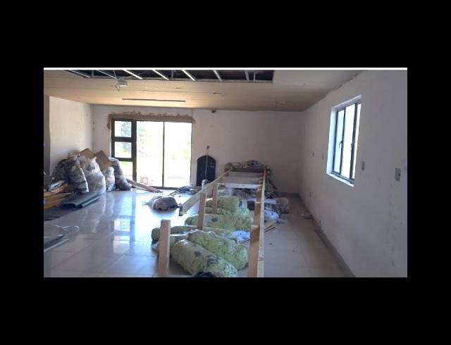 6 BEDROOM HOUSE FOR SALE IN BLUFF